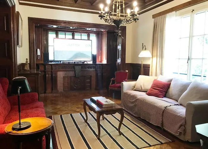 Βίλα Espectacular Casa Chateau En El Centro De