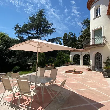Espectacular Casa Chateau En El Centro De Villa