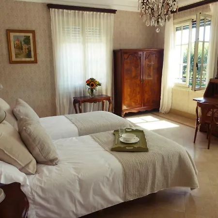 Espectacular Casa Chateau En El Centro De Villa Olot